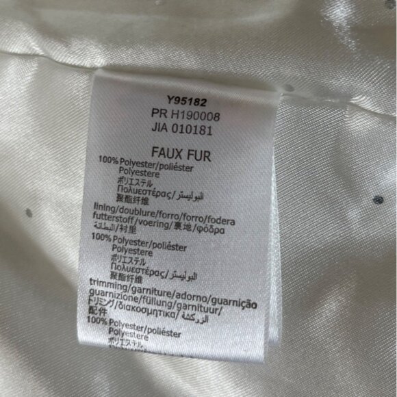 Carrement Beau Fuzzy Shawl Overcoat Baby 6 Months White Vest - Picture 6 of 9